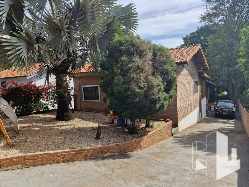 Chácara com 2 quartos à venda, 330m2 em Centro, Itaju - SP - imagem 1 Foto 1 de Chácara com 2 quartos à venda, 330m2 em Centro, Itaju - SP