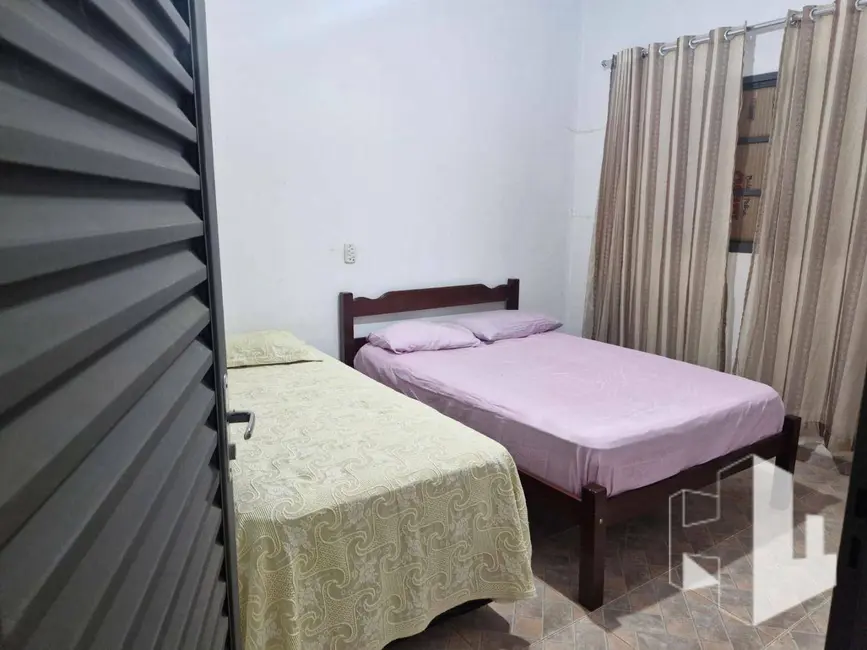 Chácara com 2 quartos à venda, 330m2 em Centro, Itaju - SP - imagem 5 Foto 5 de Chácara com 2 quartos à venda, 330m2 em Centro, Itaju - SP