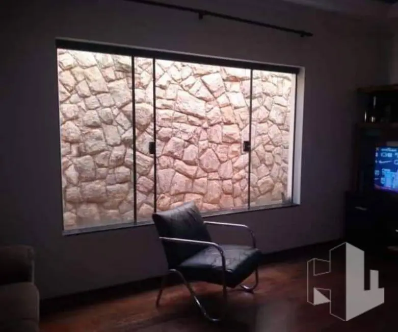 Foto 2 de Casa com 3 quartos à venda, 210m2 em Jardim América, Jau - SP