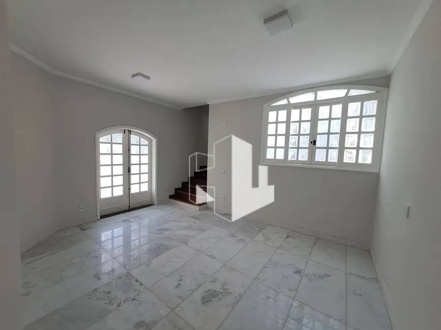 Foto 5 de Casa com 4 quartos à venda e para alugar, 600m2 em Jardim Alvorada, Jau - SP