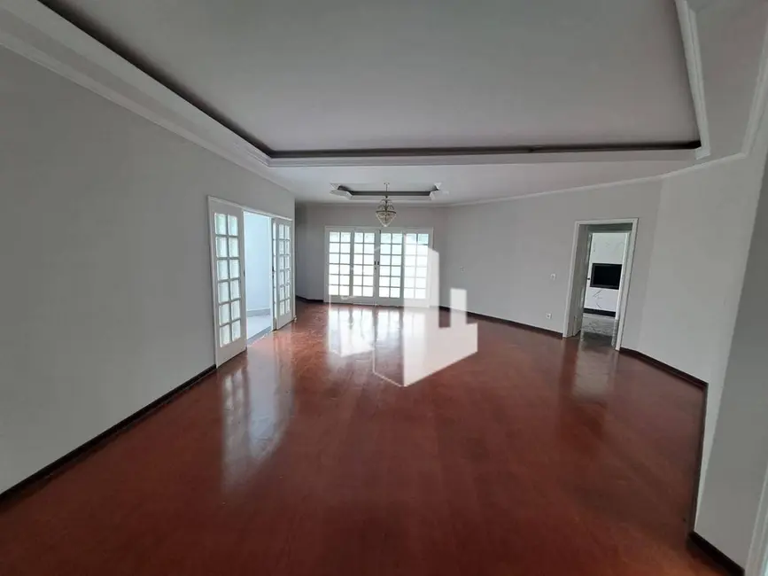 Foto 3 de Casa com 4 quartos à venda e para alugar, 600m2 em Jardim Alvorada, Jau - SP