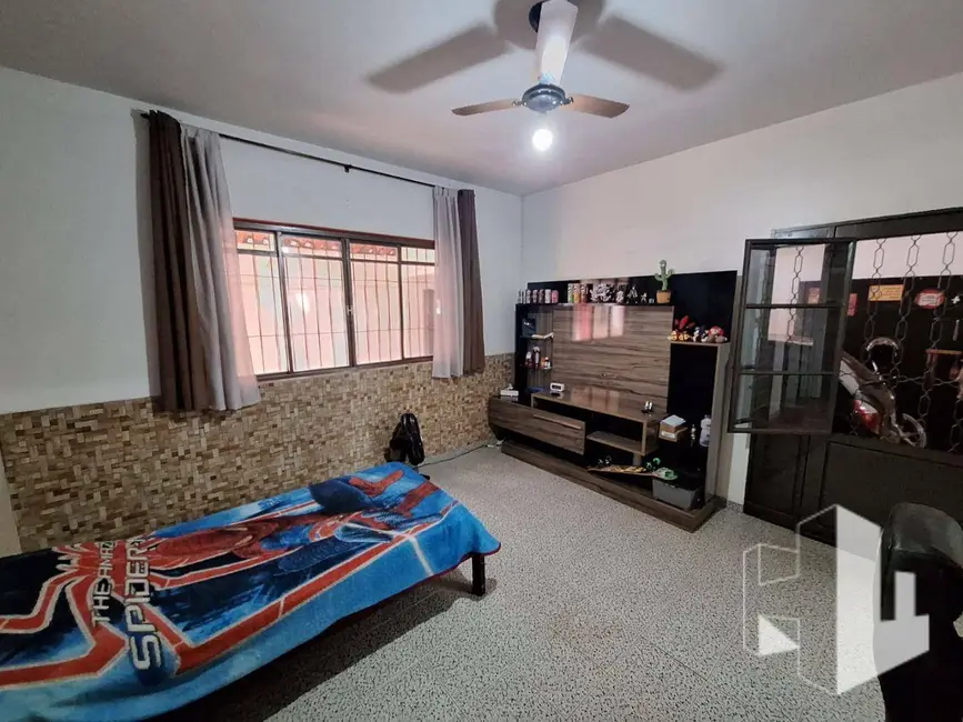 Foto 3 de Casa com 2 quartos à venda, 192m2 em Jardim Olímpia, Jau - SP