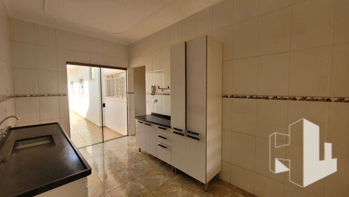 Foto 5 de Casa com 3 quartos à venda, 165m2 em Jardim América, Jau - SP