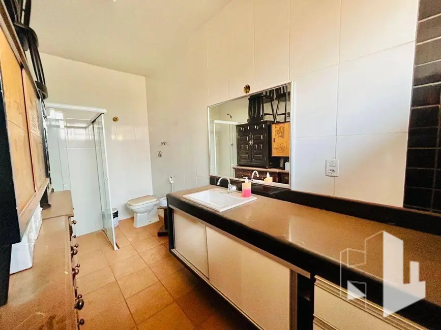 Foto 7 de Casa com 4 quartos para alugar, 275m2 em Centro, Jau - SP