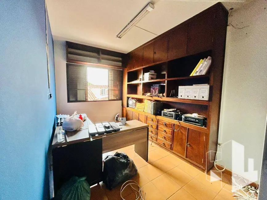 Foto 6 de Casa com 4 quartos para alugar, 275m2 em Centro, Jau - SP