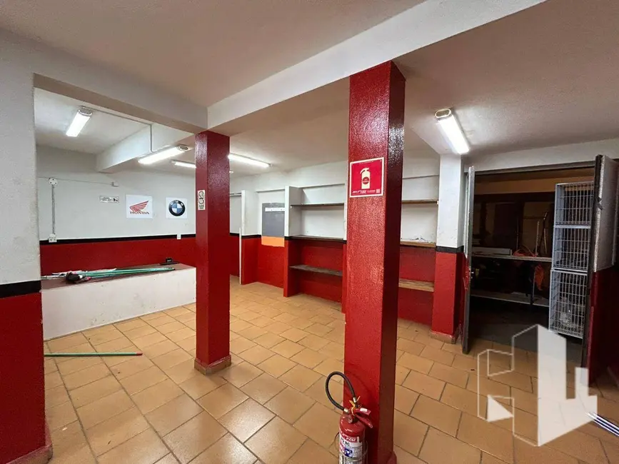 Foto 8 de Casa com 4 quartos para alugar, 275m2 em Centro, Jau - SP