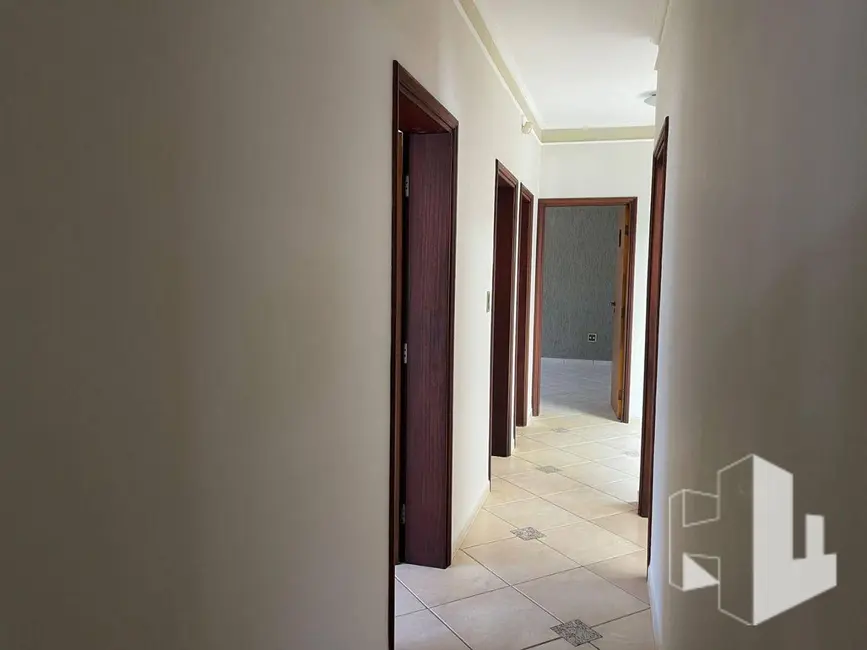 Foto 3 de Sala Comercial para alugar, 250m2 em Vila Santa Maria, Jau - SP