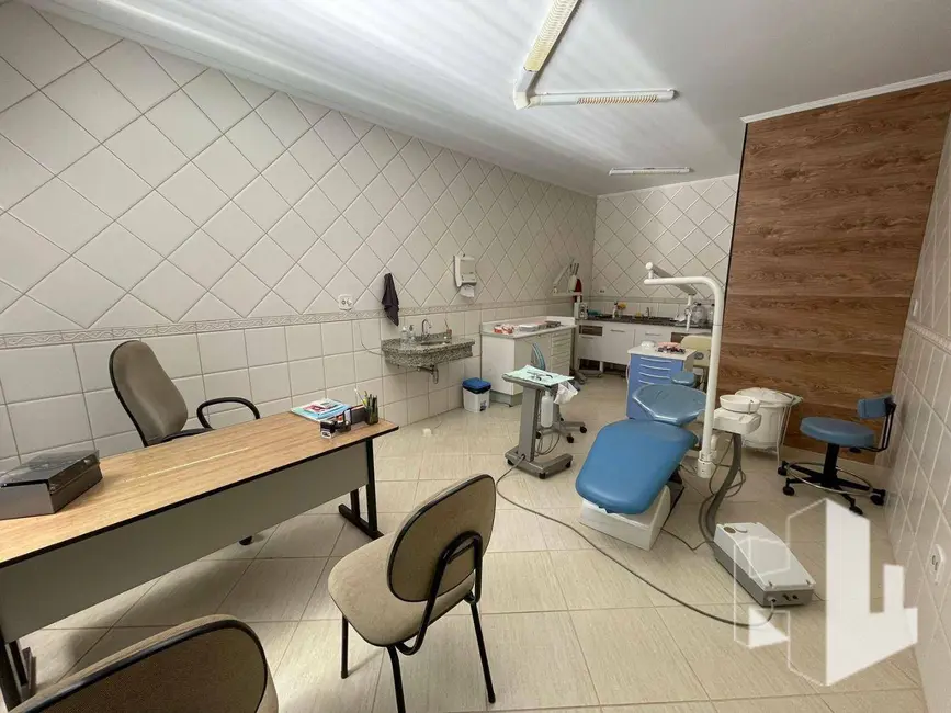 Foto 1 de Sala Comercial para alugar, 250m2 em Vila Santa Maria, Jau - SP