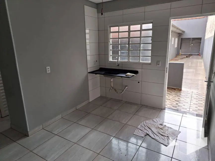 Foto 1 de Casa com 3 quartos à venda, 175m2 em Jardim Nova Jaú, Jau - SP