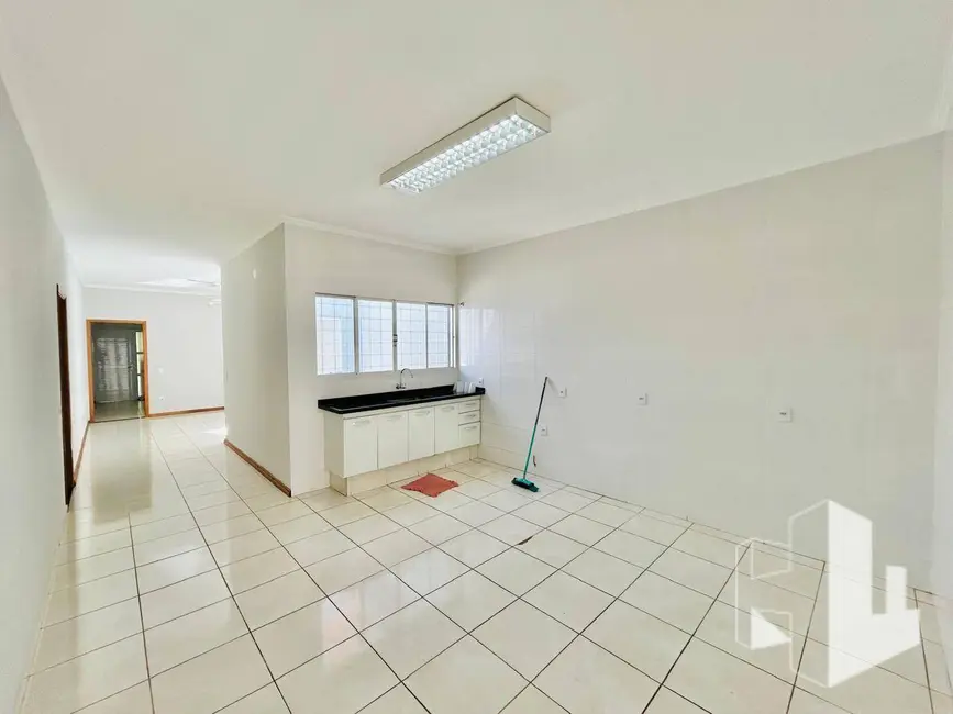 Foto 3 de Casa com 3 quartos à venda, 280m2 em Vila São Judas Tadeu, Jau - SP