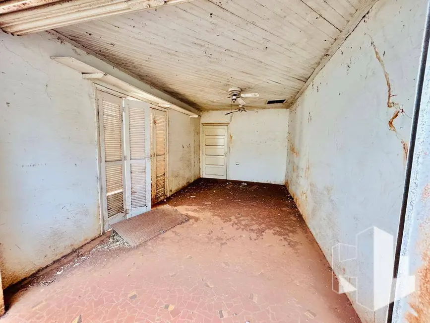 Foto 4 de Casa para alugar, 300m2 em Centro, Jau - SP