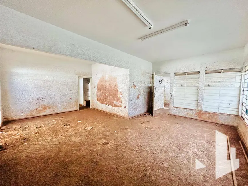 Foto 8 de Casa para alugar, 300m2 em Centro, Jau - SP