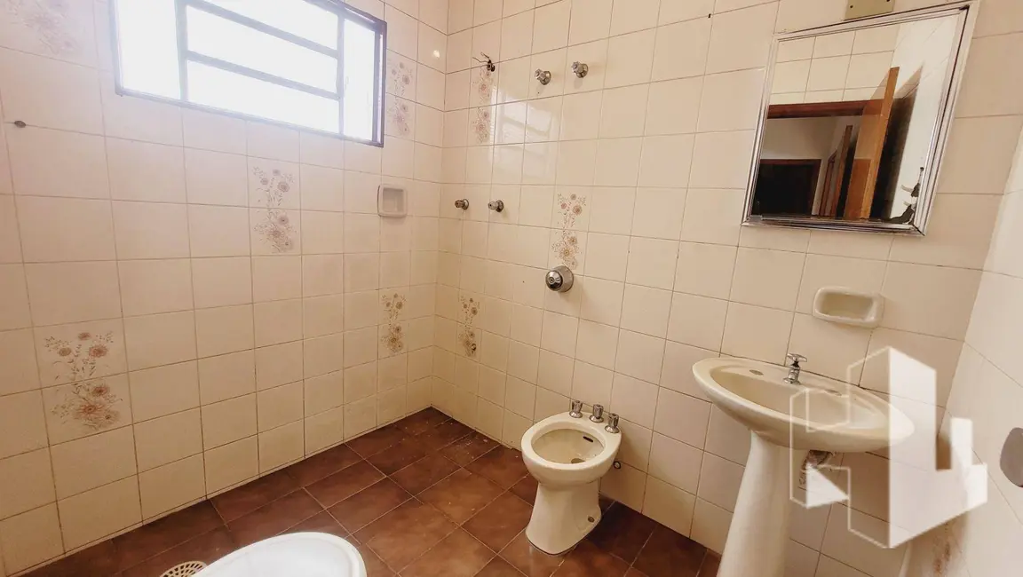 Foto 4 de Casa com 2 quartos à venda, 250m2 em Jardim Itamarati, Jau - SP