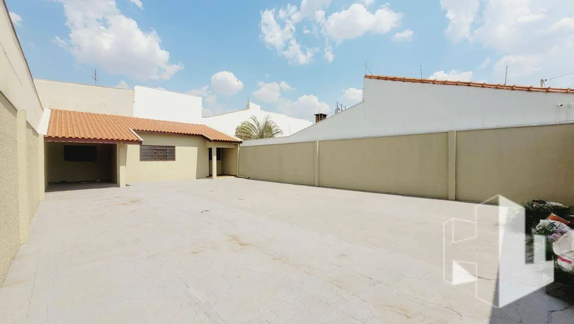 Foto 9 de Casa com 2 quartos à venda, 250m2 em Jardim Itamarati, Jau - SP