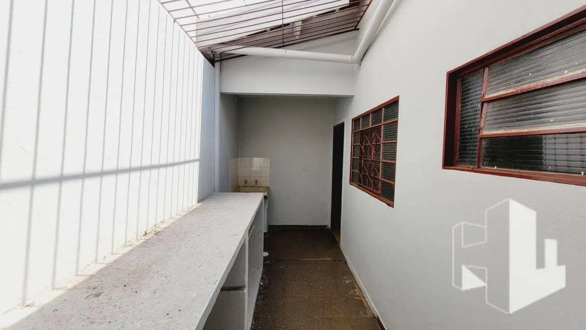 Foto 7 de Casa com 2 quartos à venda, 250m2 em Jardim Itamarati, Jau - SP