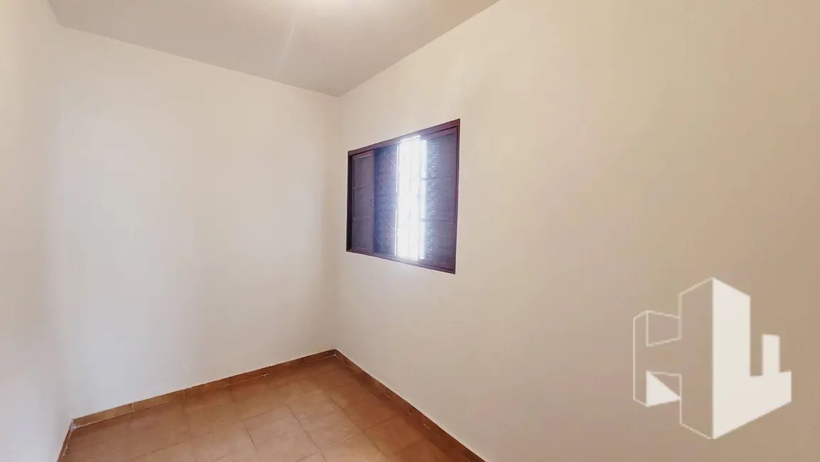 Foto 5 de Casa com 2 quartos à venda, 250m2 em Jardim Itamarati, Jau - SP