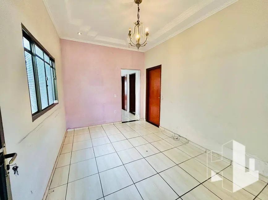 Foto 2 de Casa com 2 quartos à venda, 140m2 em Jardim Padre Augusto Sani, Jau - SP