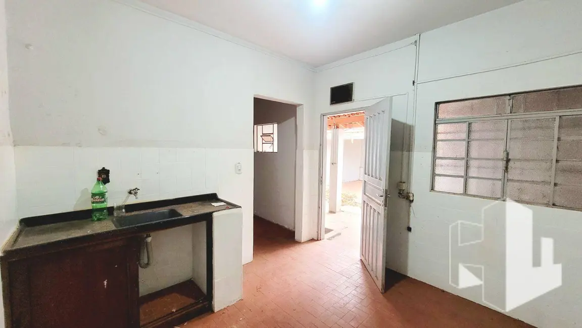 Foto 6 de Casa com 3 quartos para alugar, 170m2 em Chácara Braz Miraglia, Jau - SP