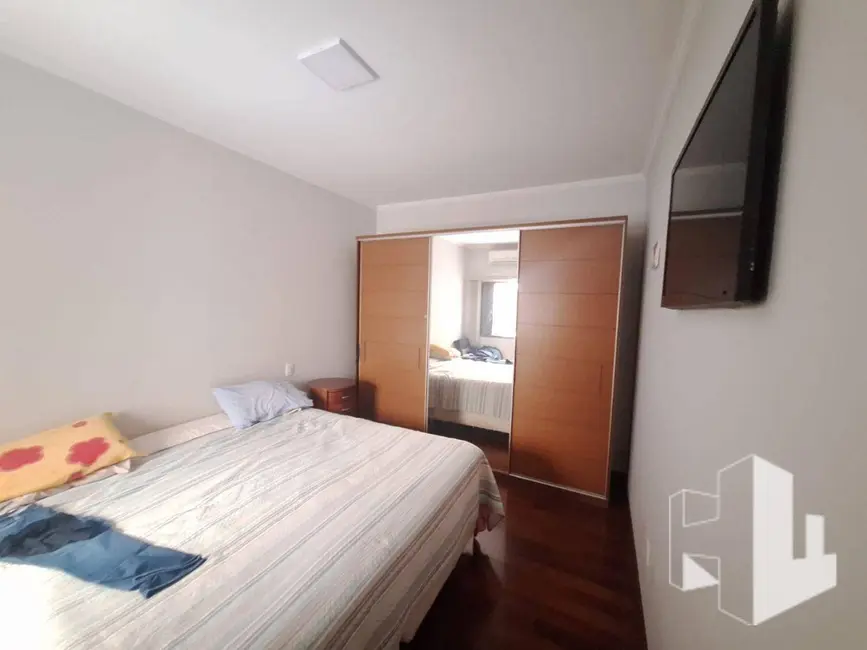 Foto 6 de Casa com 2 quartos à venda, 379m2 em Jardim Maria Luiza II, Jau - SP