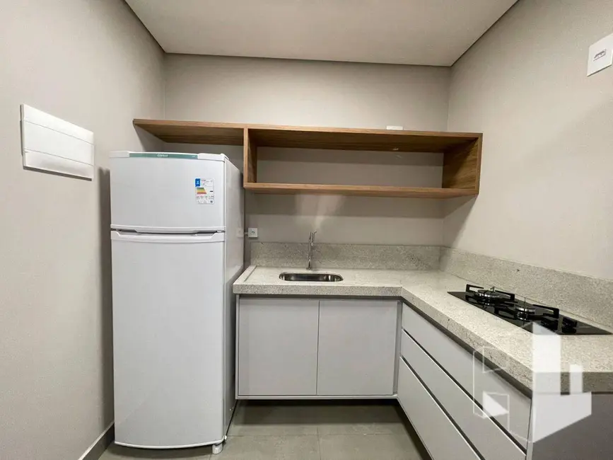 Foto 2 de Kitnet com 1 quarto para alugar, 30m2 em Centro, Jau - SP