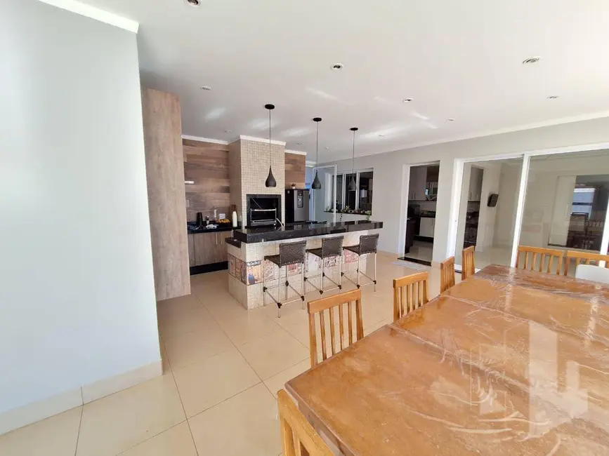 Foto 6 de Casa com 4 quartos à venda, 800m2 em Jardim Itamarati, Jau - SP