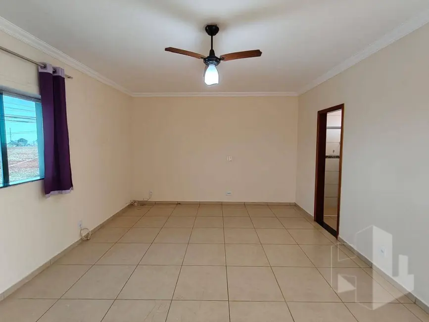 Kitnet com 1 quarto para alugar, 50m2 em Jardim Orlando Chesini Ometto II, Jau - SP - imagem 4 Foto 4 de Kitnet com 1 quarto para alugar, 50m2 em Jardim Orlando Chesini Ometto II, Jau - SP