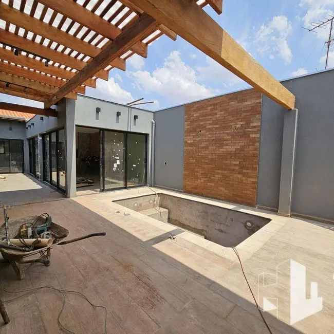 Foto 1 de Casa com 3 quartos à venda, 250m2 em Jardim Novo Horizonte, Jau - SP