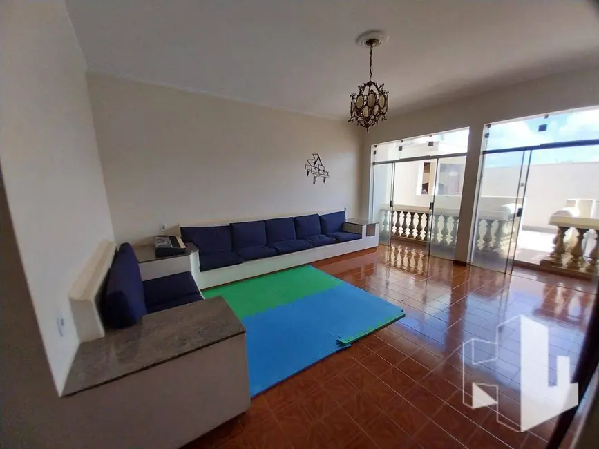 Casa com 3 quartos à venda, 143m2 em Vila Hilst, Jau - SP - imagem 7 Foto 7 de Casa com 3 quartos à venda, 143m2 em Vila Hilst, Jau - SP