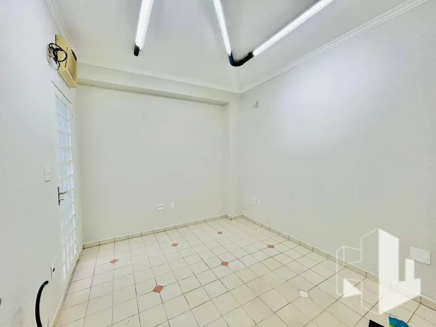 Foto 3 de Sala Comercial para alugar, 200m2 em Centro, Jau - SP