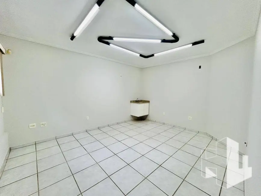 Foto 5 de Sala Comercial para alugar, 200m2 em Centro, Jau - SP