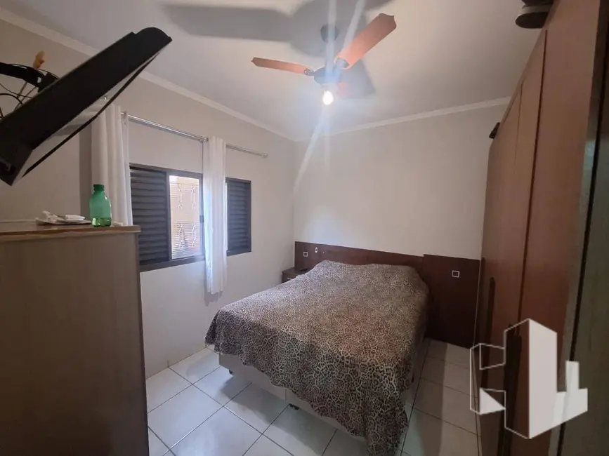 Foto 3 de Casa com 2 quartos à venda, 150m2 em Jardim Nova Jaú, Jau - SP