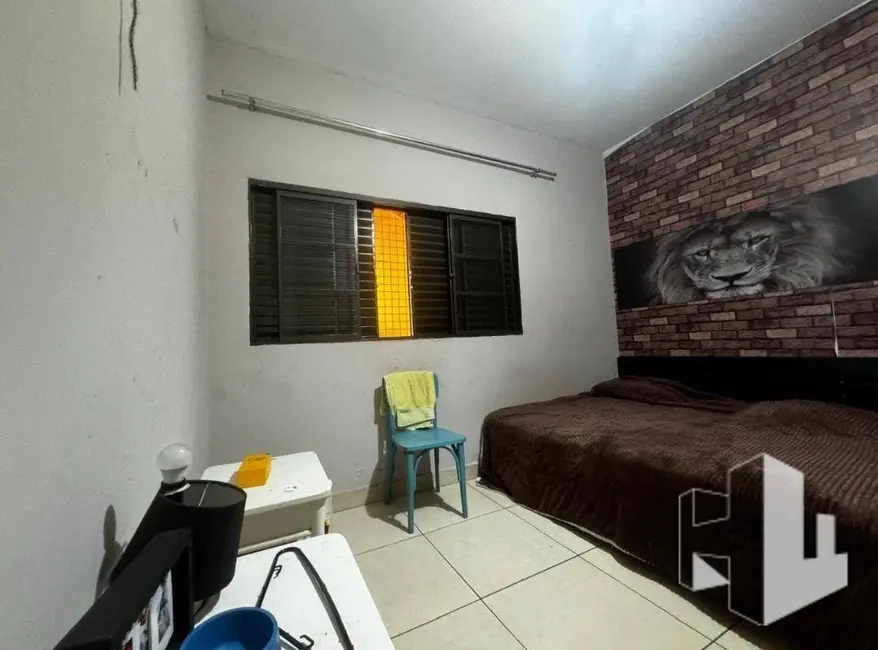 Foto 2 de Casa com 2 quartos à venda, 125m2 em Vila Santo Ivo, Jau - SP