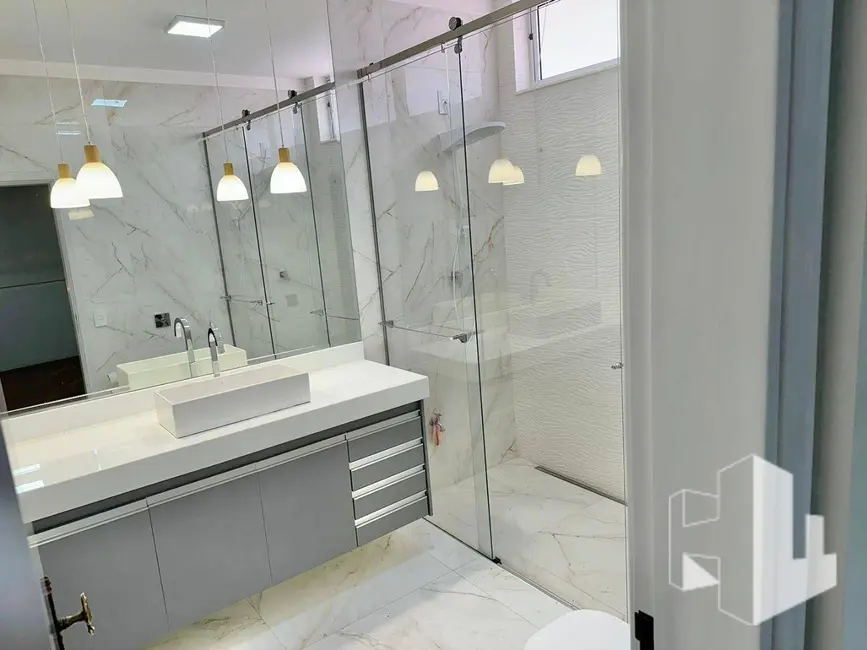 Foto 6 de Casa com 3 quartos à venda, 250m2 em Jardim São Francisco, Jau - SP