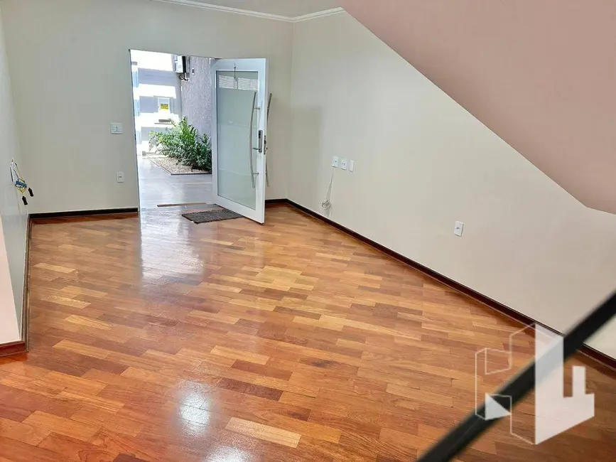 Foto 8 de Casa com 3 quartos à venda, 250m2 em Jardim São Francisco, Jau - SP