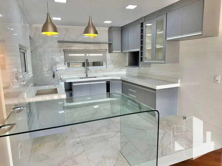 Foto 2 de Casa com 3 quartos à venda, 250m2 em Jardim São Francisco, Jau - SP