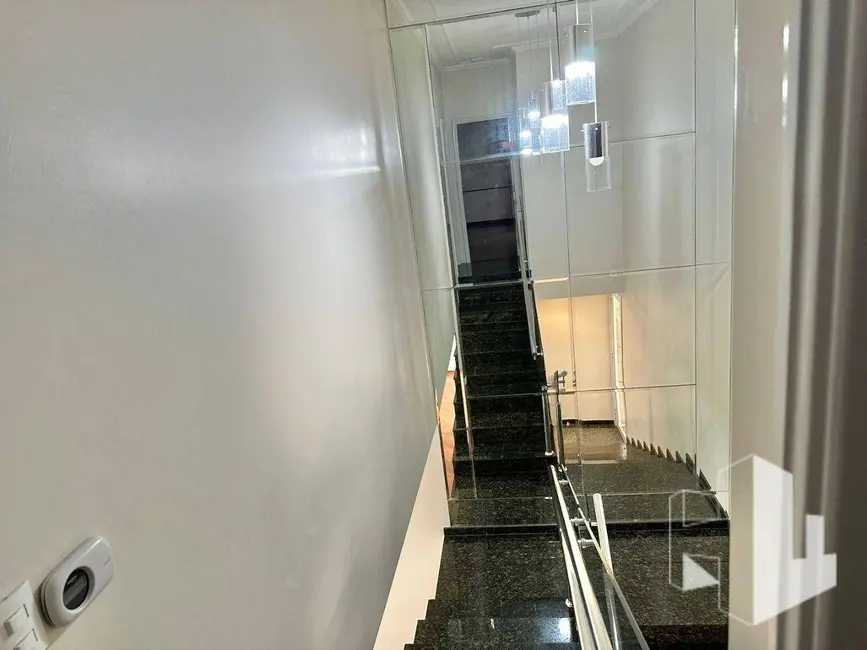 Foto 5 de Casa com 3 quartos à venda, 250m2 em Jardim São Francisco, Jau - SP