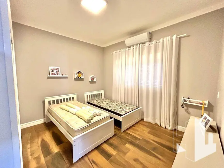 Foto 8 de Casa com 3 quartos à venda, 470m2 em Vila Brasil, Jau - SP