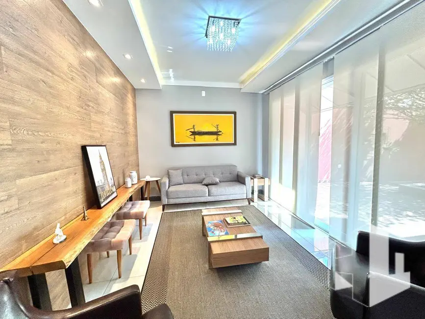 Foto 1 de Casa com 3 quartos à venda, 470m2 em Vila Brasil, Jau - SP