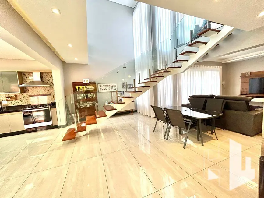 Foto 9 de Casa com 3 quartos à venda, 470m2 em Vila Brasil, Jau - SP