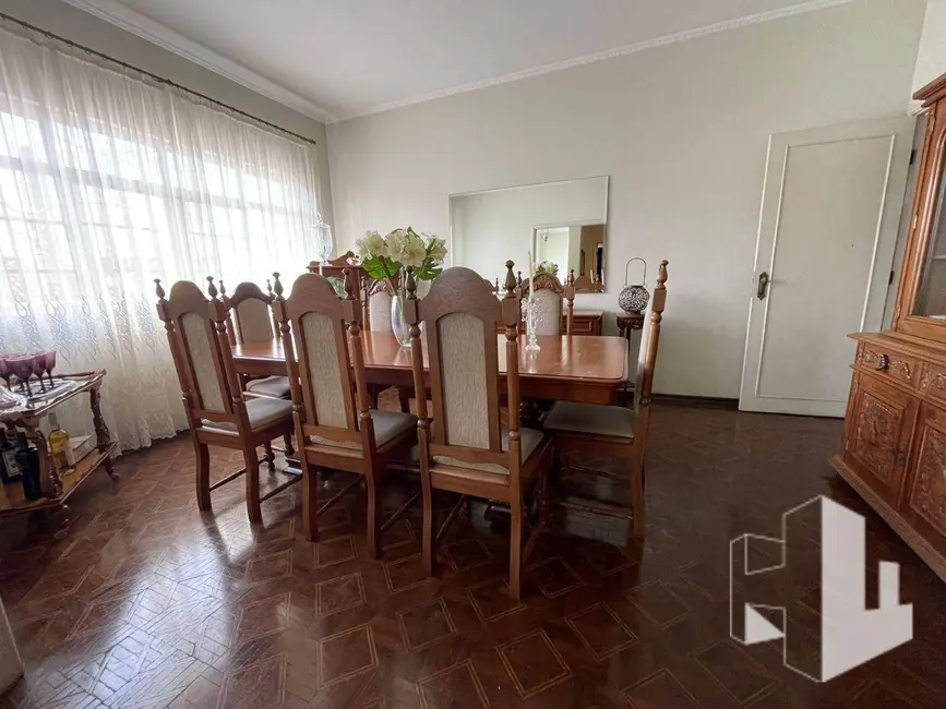 Foto 2 de Casa com 3 quartos à venda e para alugar, 260m2 em Centro, Jau - SP