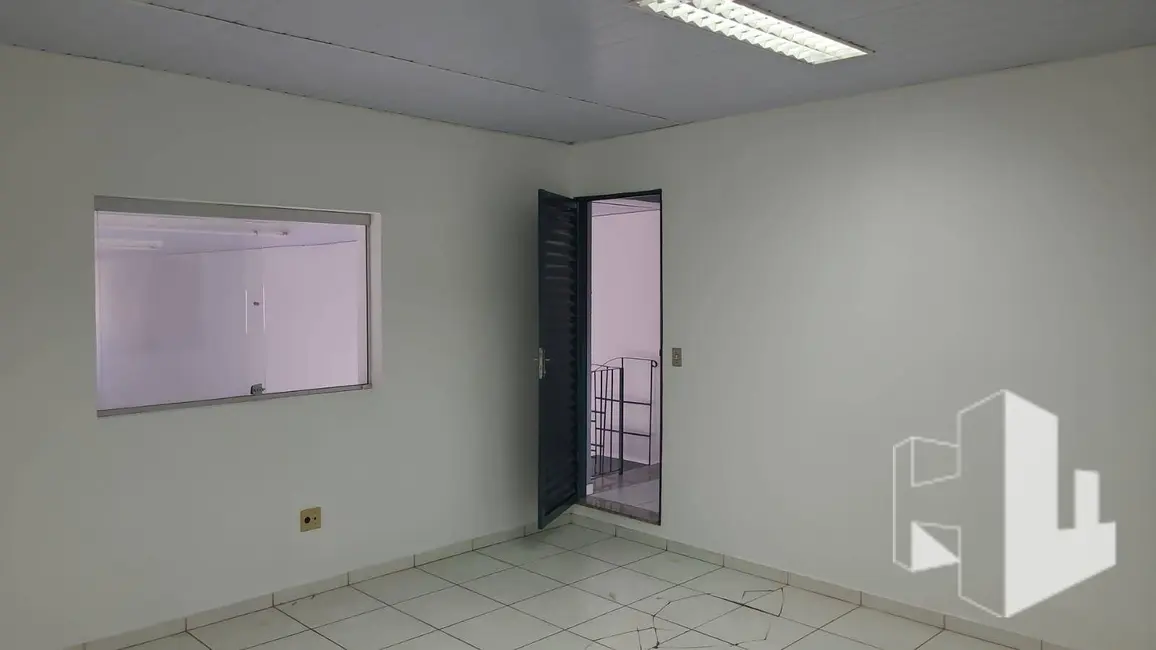 Foto 2 de Sala Comercial para alugar, 182m2 em Vila Nova, Jau - SP