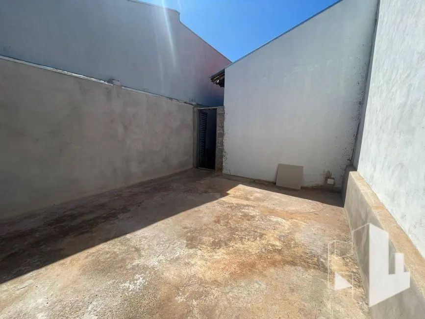 Foto 2 de Casa com 2 quartos à venda, 125m2 em Jardim Nova Jaú, Jau - SP