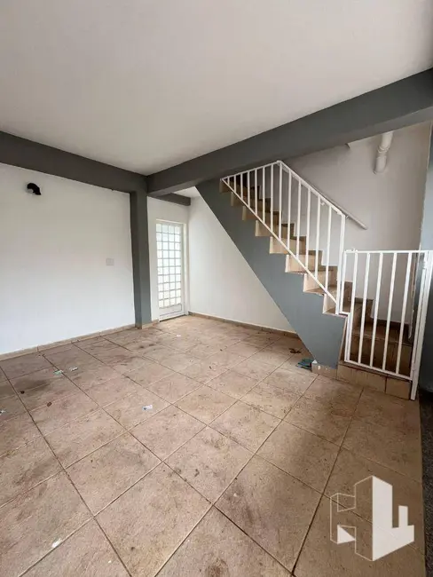 Foto 3 de Casa com 2 quartos à venda, 85m2 em Vila Industrial, Jau - SP