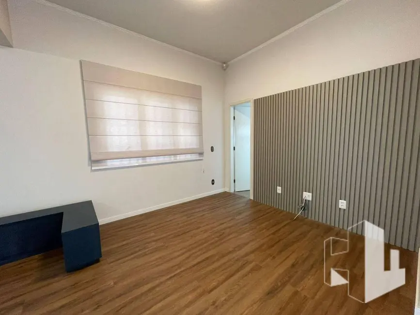 Foto 4 de Casa com 3 quartos à venda, 400m2 em Jardim Alvorada, Jau - SP
