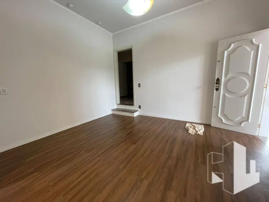 Foto 3 de Casa com 3 quartos à venda, 400m2 em Jardim Alvorada, Jau - SP