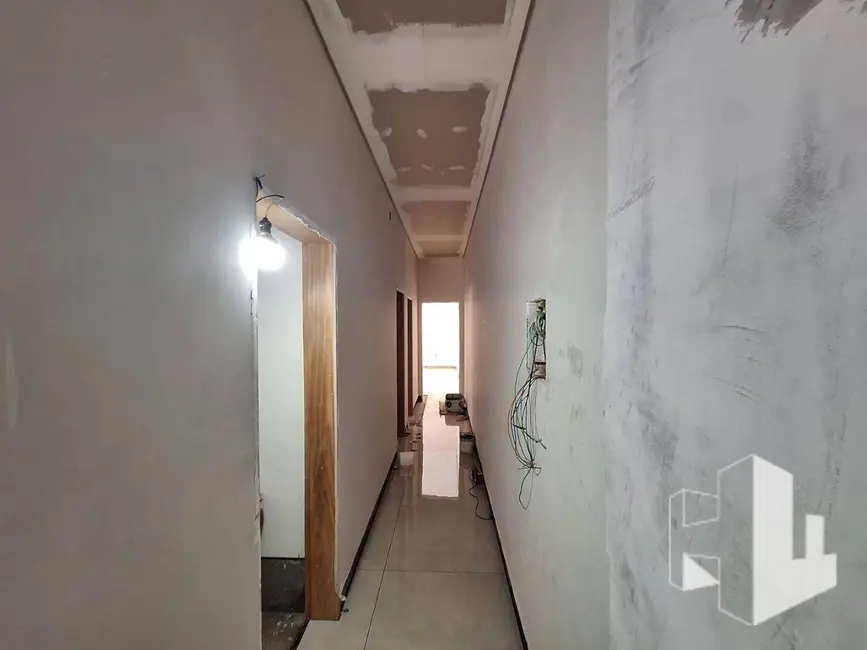 Foto 5 de Casa com 3 quartos à venda, 175m2 em Jardim Dona Emília, Jau - SP