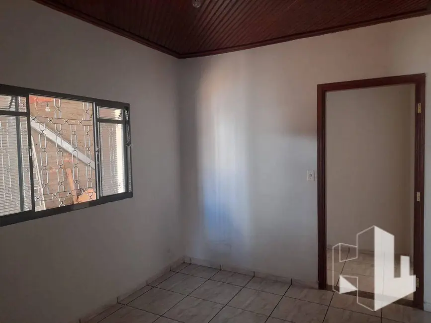 Casa com 3 quartos à venda, 250m2 em Vila Industrial, Jau - SP - imagem 5 Foto 5 de Casa com 3 quartos à venda, 250m2 em Vila Industrial, Jau - SP