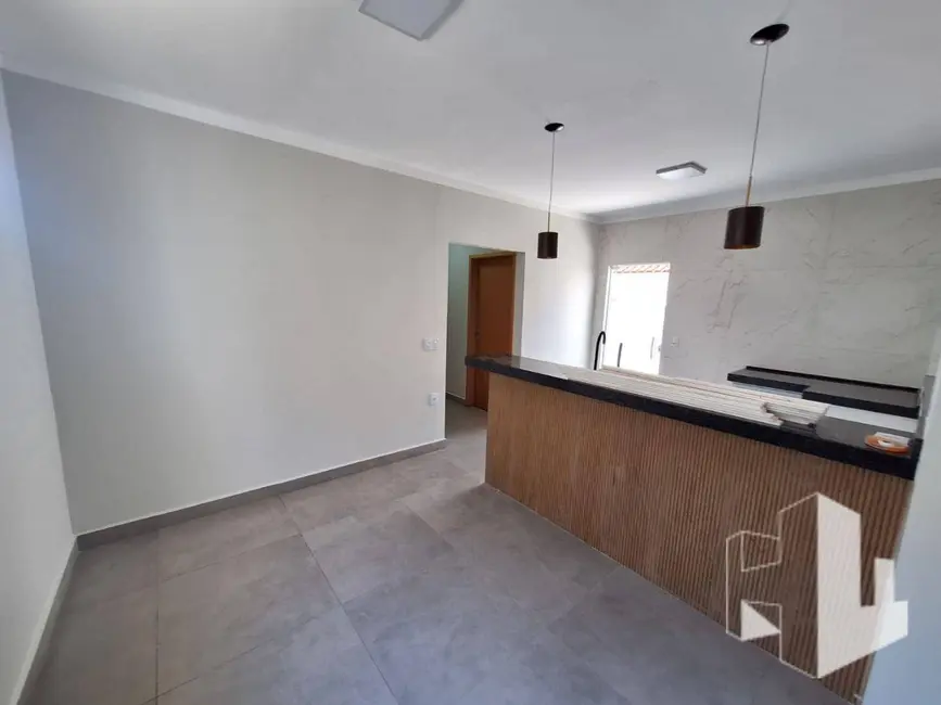 Foto 2 de Casa com 2 quartos à venda, 200m2 em Jardim Bela Vista, Jau - SP