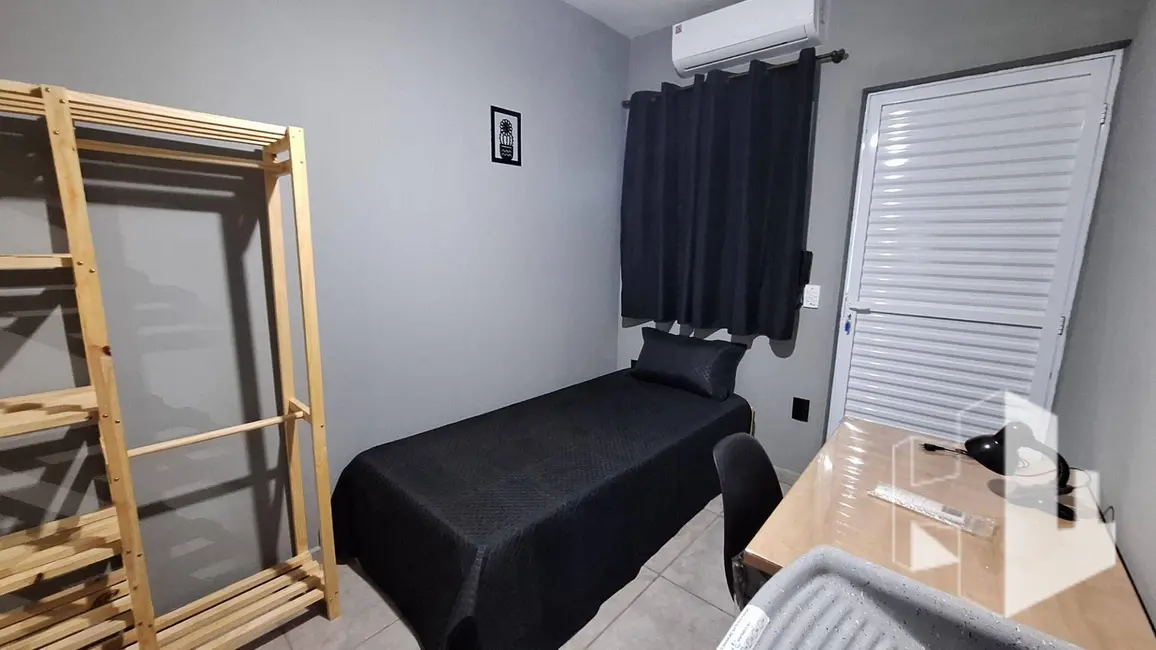 Foto 4 de Kitnet com 1 quarto para alugar, 25m2 em Vila Nova Jaú, Jau - SP