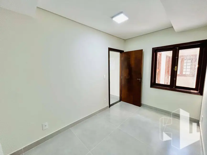 Foto 9 de Casa com 3 quartos à venda, 250m2 em Jardim das Paineiras, Jau - SP